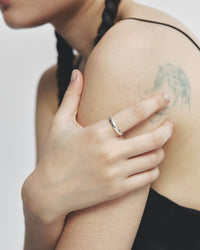 CLASSIC PHOEBE RING 101 – h'eres
