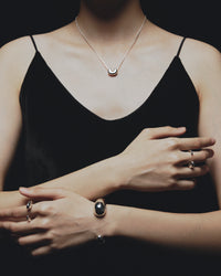 アクセサリー h'eres GEN NEUTRAL BANGLE GEN NEUTRAL BANGLE – h'eres
