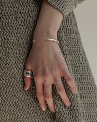 MERLINE BANGLE – h'eres